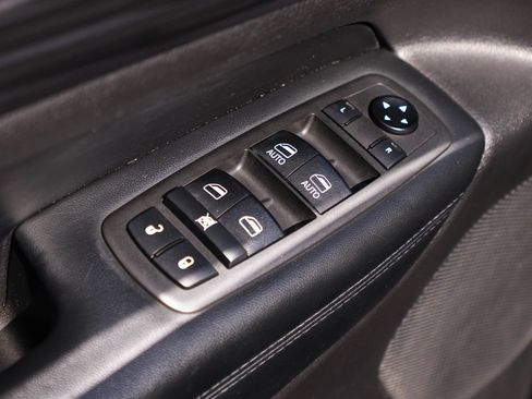 Used 2021 Jeep Grand Cherokee Laredo X AWD/4WD image 24