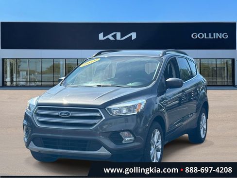 Used 2018 Ford Escape SE AWD/4WD image 5