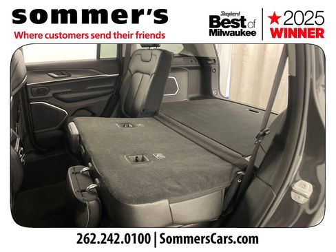 Used 2022 Jeep Grand Cherokee Limited image 28