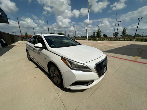 Used 2016 Hyundai Sonata Limited image 7