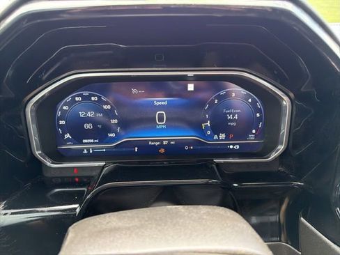 Used 2023 Chevrolet Silverado 1500 RST w/ Protection Package AWD/4WD image 14