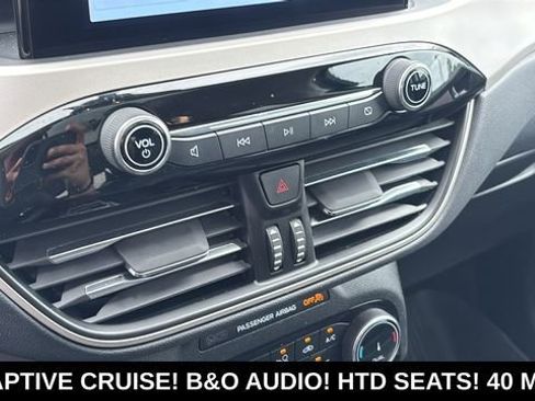 Used 2022 Ford Escape SEL w/ Technology Package FWD image 19