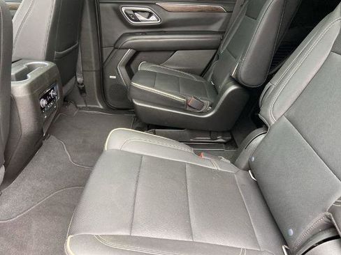 Used 2021 Chevrolet Tahoe Premier w/ Premium Package image 22