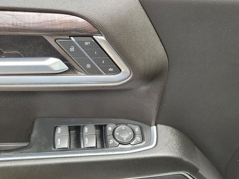 Certified 2023 Chevrolet Silverado 1500 LTZ w/ Technology Package image 22