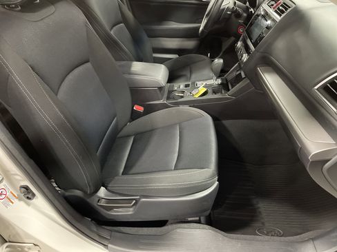 Used 2016 Subaru Legacy 2.5i Premium w/ Moonroof Package image 13