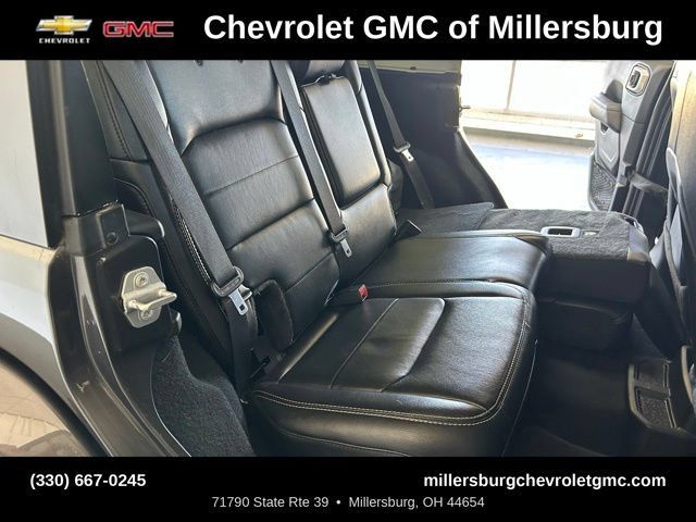 Used 2020 Jeep Wrangler Unlimited Sahara w/ Dual Top Group AWD/4WD image 36