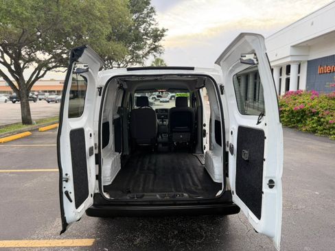 Used 2021 Nissan NV200 S w/ Back Door Glass Package FWD image 17