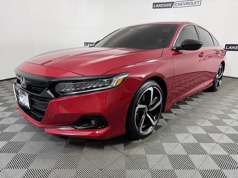 Used 2021 Honda Accord Sport image 2