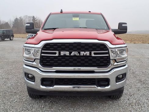 Used 2024 RAM 2500 Big Horn w/ Bed Utility Group image 3