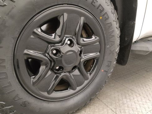 Used 2021 Toyota Tundra SR5 image 31