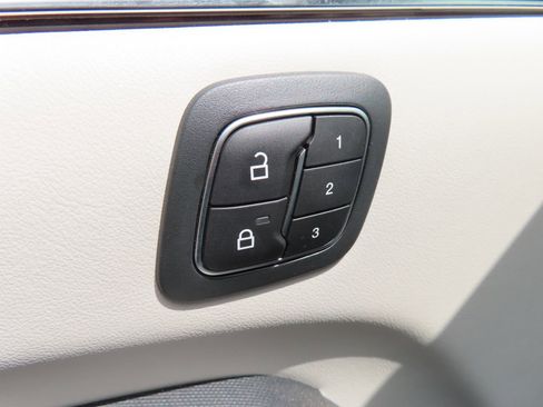 Used 2021 Ford Mustang Mach-E Premium AWD/4WD image 13