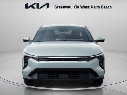 New 2026 Kia K4 FWD image 2