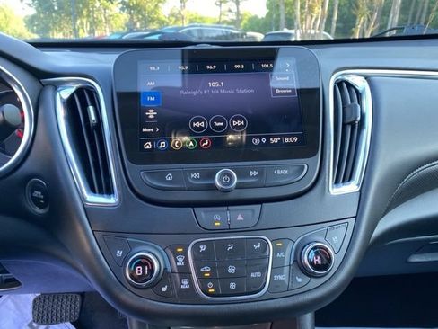 Used 2024 Chevrolet Malibu LT FWD image 13