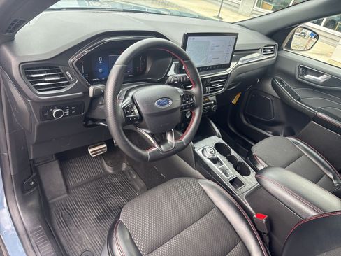 Used 2024 Ford Escape ST-Line w/ Tech Pack #1 AWD/4WD image 13