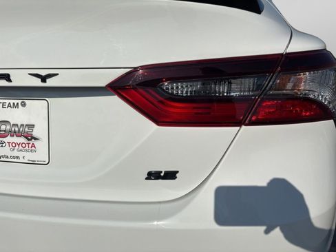 Used 2024 Toyota Camry SE image 41