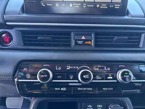 Used 2025 Honda Pilot EX-L image 26