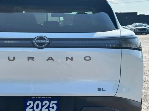 Used 2025 Nissan Murano SL AWD/4WD image 5