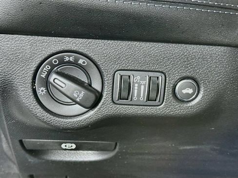 Used 2022 Dodge Challenger R/T w/ Plus Package RWD image 20