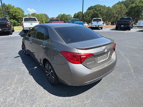 Used 2019 Toyota Corolla SE FWD image 14