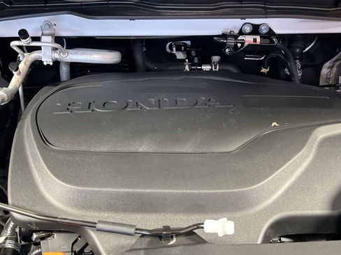 Used 2025 Honda Odyssey Touring image 29