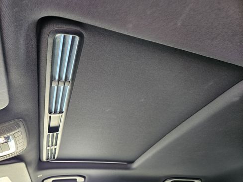 Certified 2025 Mercedes-Benz GLE 350 4MATIC image 31