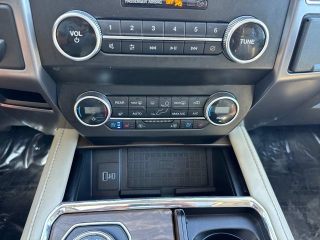 Used 2020 Ford Expedition Platinum AWD/4WD image 14