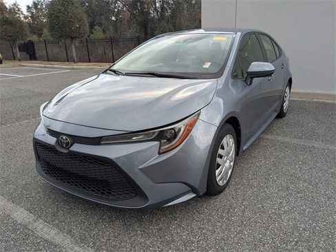 Certified 2020 Toyota Corolla LE image 2