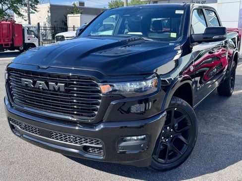 New 2026 RAM 1500 Laramie AWD/4WD image 3