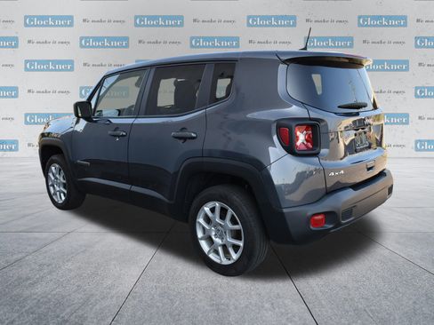 Used 2023 Jeep Renegade Latitude AWD/4WD image 8