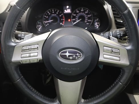 Used 2011 Subaru Outback 2.5i Limited w/ PWR Moonroof Pkg image 30