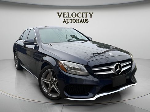Used 2018 Mercedes-Benz C 300 4MATIC Sedan image 1