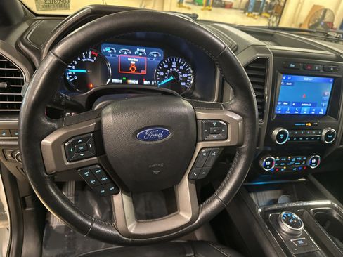 Used 2020 Ford Expedition XLT w/ Equipment Group 202A image 10