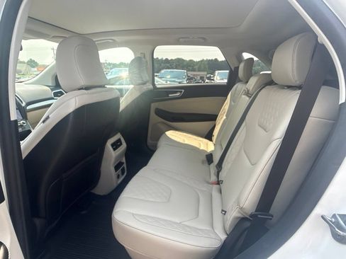 Used 2024 Ford Edge Titanium AWD/4WD image 27