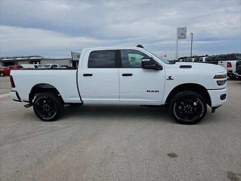 New 2026 RAM 2500 Lone Star AWD/4WD image 39