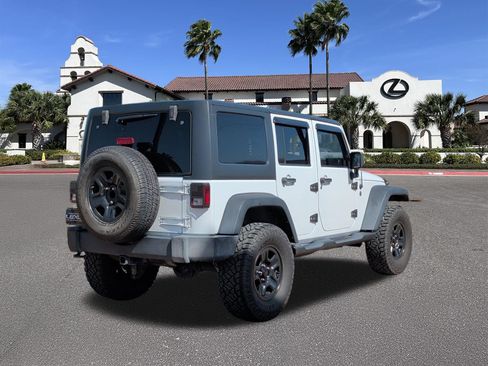 Used 2016 Jeep Wrangler Unlimited Sport w/ Quick Order Package 24S AWD/4WD image 2