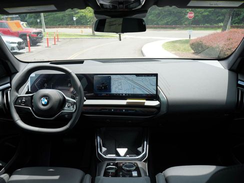 New 2026 BMW X3 xDrive30i w/ Premium Package AWD/4WD image 8