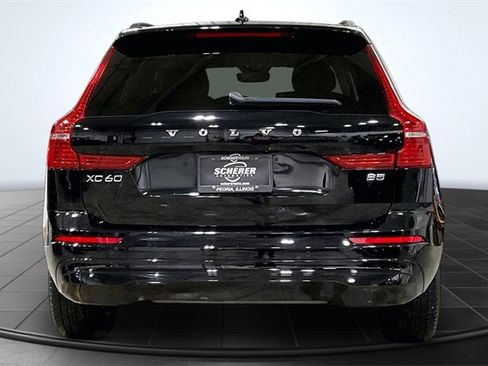 Certified 2023 Volvo XC60 B5 Core image 5