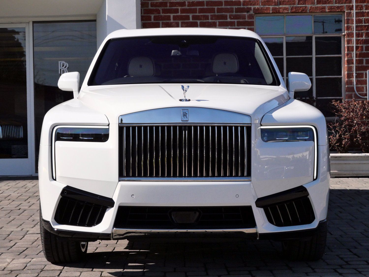 Certified 2025 Rolls-Royce Cullinan AWD/4WD image 5