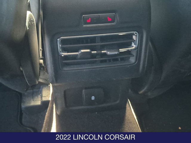 Used 2022 Lincoln Corsair AWD w/ Premium Package image 18