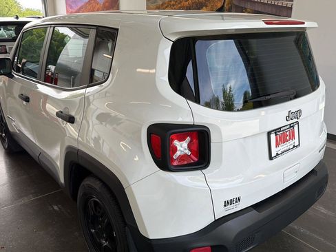 Used 2018 Jeep Renegade Sport w/ Power & Air Group FWD image 5
