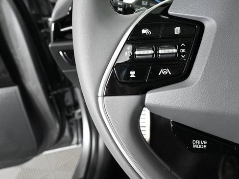 New 2025 Kia Niro EX Touring image 20