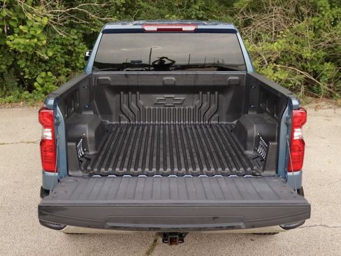 Used 2024 Chevrolet Silverado 1500 LT AWD/4WD image 26