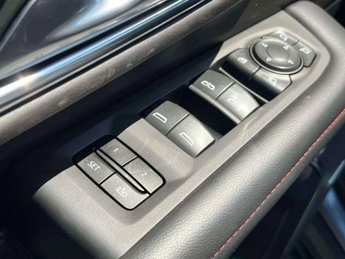 Used 2022 Chevrolet Tahoe RST w/ Luxury Package image 23