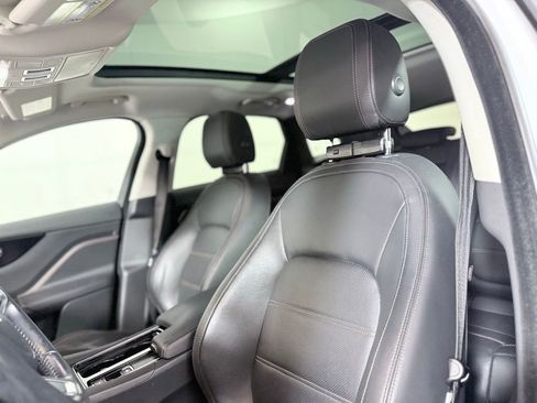 Used 2018 Jaguar F-PACE Prestige AWD/4WD image 20