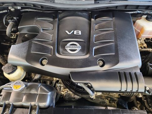 Used 2022 Nissan Armada SL image 32