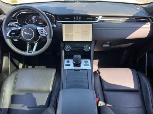 Used 2023 Jaguar F-PACE S AWD/4WD image 3