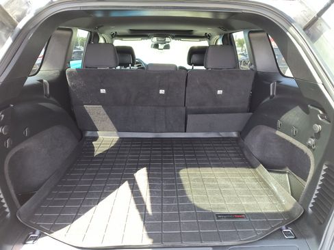 Used 2016 Jeep Grand Cherokee Laredo 75th Anniversary image 6