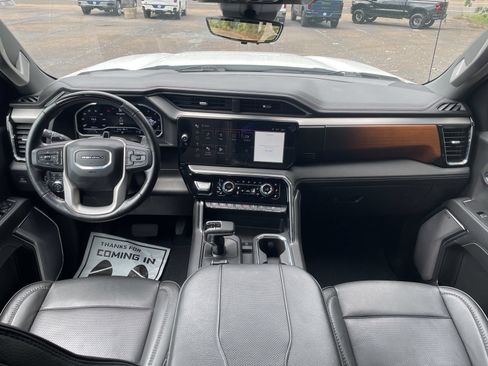 Used 2023 GMC Sierra 1500 Denali w/ Technology Package AWD/4WD image 31