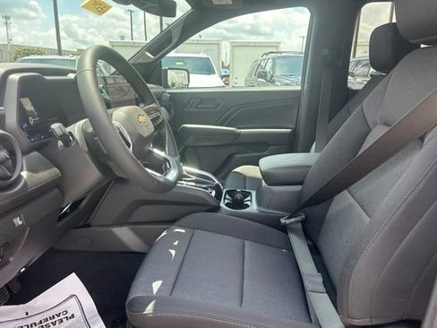 New 2026 Chevrolet Colorado W/T w/ WT Custom Package RWD image 15