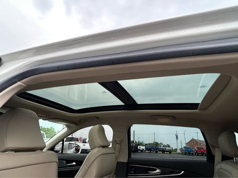 Used 2022 Lincoln Nautilus Reserve w/ Equipment Group 201A AWD/4WD image 13